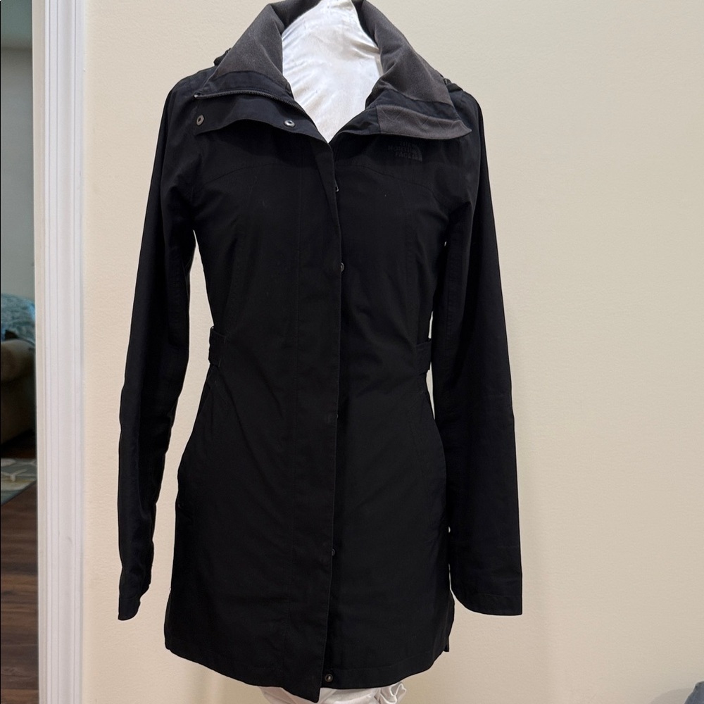 *The North Face Women's Black Trench Coat (sz XS)